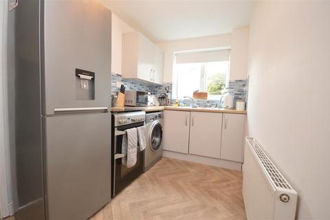 2 bedroom semi-detached house for sale, Bosworth Avenue, Normanton
