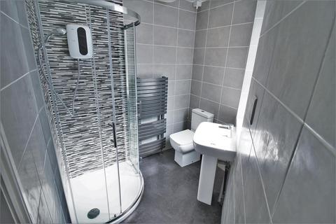 3 bedroom apartment to rent, Sunbury Avenue, Jesmond