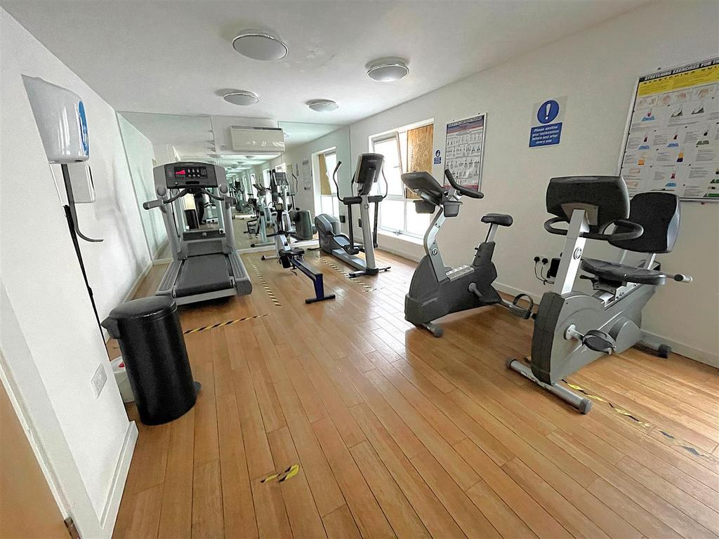 Alpha House - Gym.jpg
