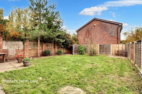 4 bedroom detached house for sale, Hawthorn Close, Winsford