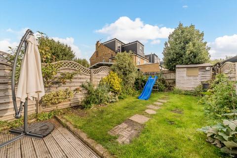 2 bedroom flat for sale, Haydons Road, London SW19