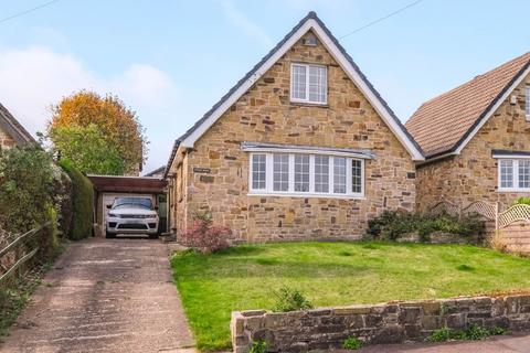 3 bedroom detached bungalow for sale, Beagle Ave, Huddersfield HD4
