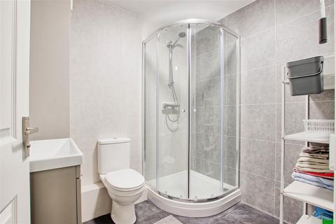 1 bedroom flat for sale, Oyster Row, Cambridge