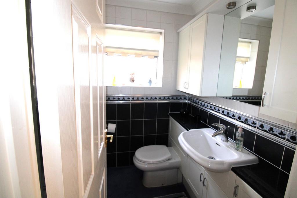 Family Shower Room