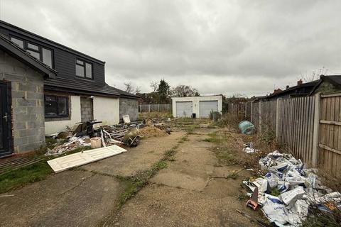 undefined, Bells Lane, Hoo