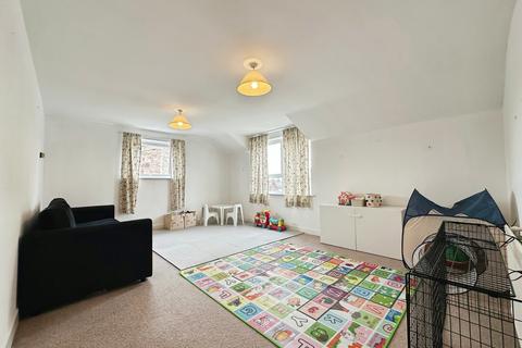 2 bedroom flat for sale, Bowerham Road, Lancaster, LA1