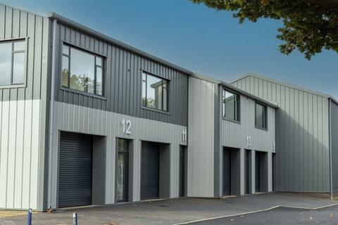 Warehouse to rent, Brownfields Welwyn Garden City AL7 1AN