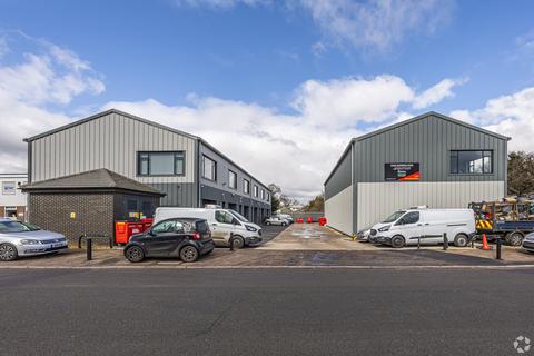 Warehouse to rent, Brownfields Welwyn Garden City AL7 1AN