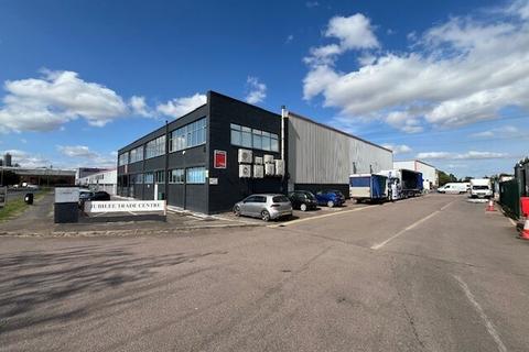 Factory to rent, Jubilee Rd Letchworth Garden City SG6 1SP