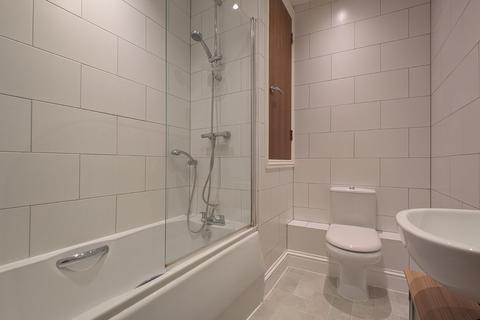 1 bedroom flat to rent, Trinity Crescent, Folkestone, Kent, CT20
