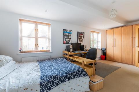 undefined, Romilly Crescent, Cardiff CF11