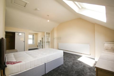 5 bedroom terraced house to rent, Pershore Road, Birmingham B29