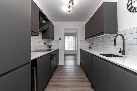 1 bedroom flat for sale, Sopwell Lane, St. Albans