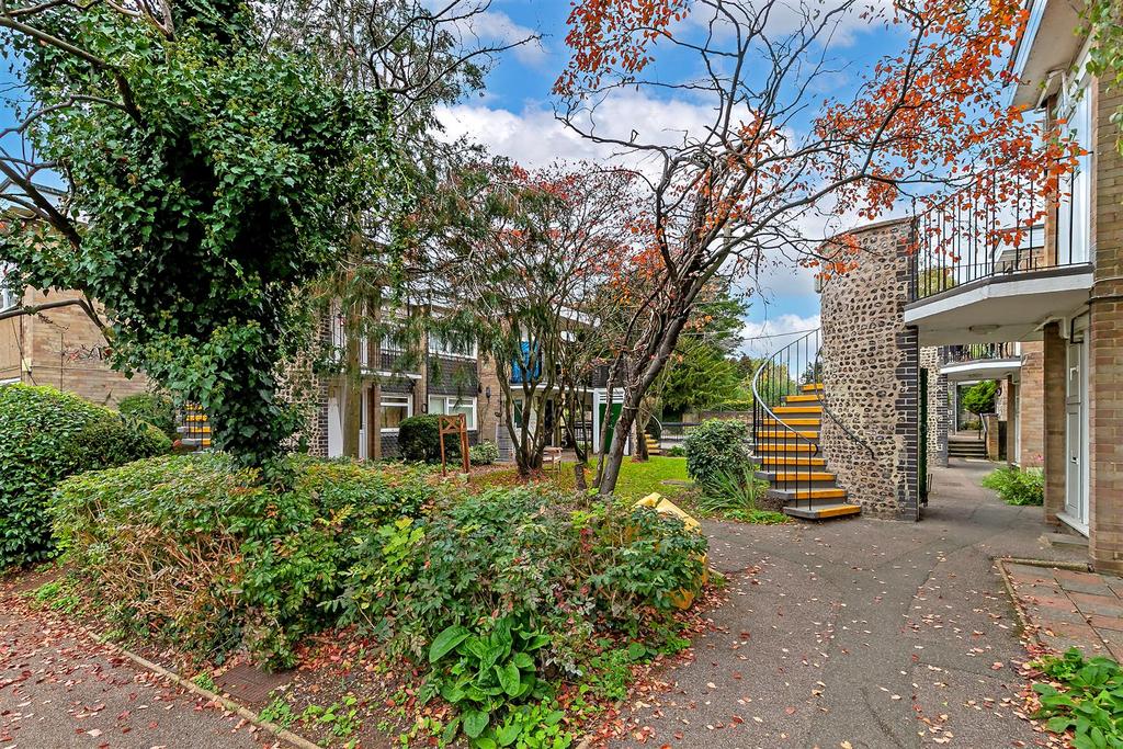 17 Malthouse Court-2.jpg
