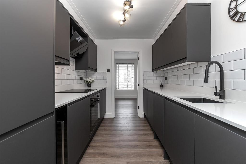 17 Malthouse Court-20.jpg