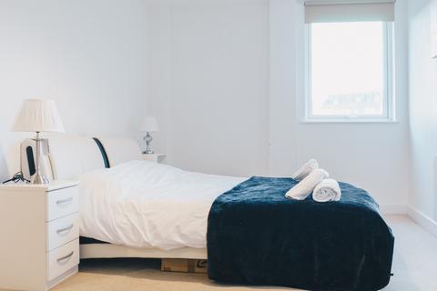 2 bedroom flat to rent, Kings Road, Reading, RG1