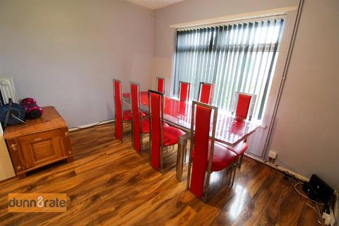 3 bedroom semi-detached house for sale, Maple Avenue, Stoke-On-Trent ST7