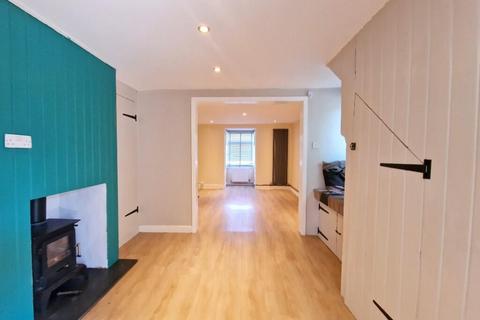 2 bedroom semi-detached house for sale, Queens Road, Burnham-On-Crouch CM0