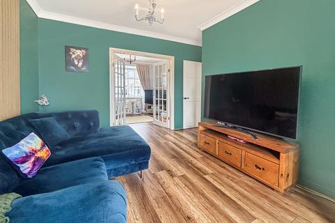 3 bedroom semi-detached house for sale, Heol Goffa, Llanelli SA15