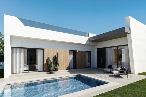 3 bedroom villa, C. Chopin