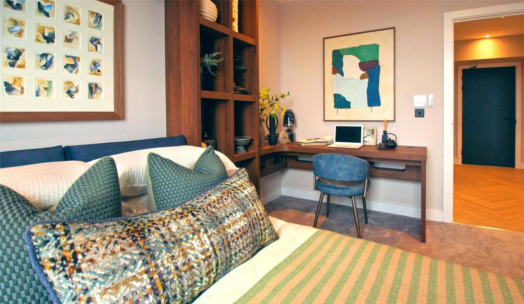 Show Apartment