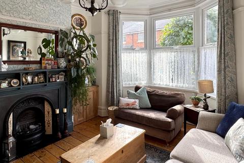 4 bedroom terraced house for sale, West Terrace, Penarth
