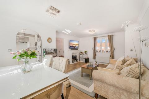 6 Cromwell Road, Flitch Green, Dunmow, CM6 3GE