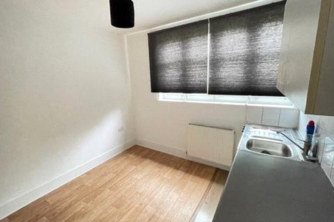 undefined, Clayponds Lane, Brentford, TW8