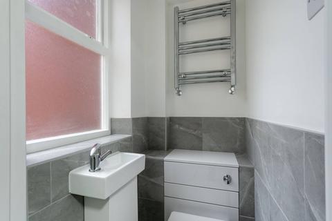 undefined, Hardman Road, Kingston, Kingston upon Thames, KT2