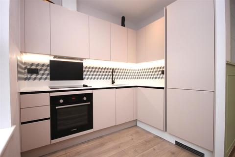 undefined, BRIDGE STREET, LEATHERHEAD, KT22