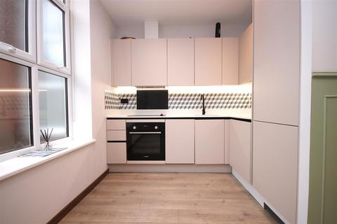 undefined, BRIDGE STREET, LEATHERHEAD, KT22