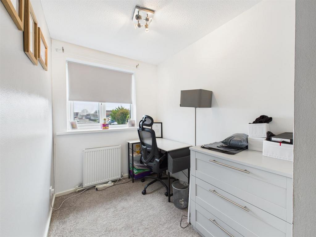 Bedroom: