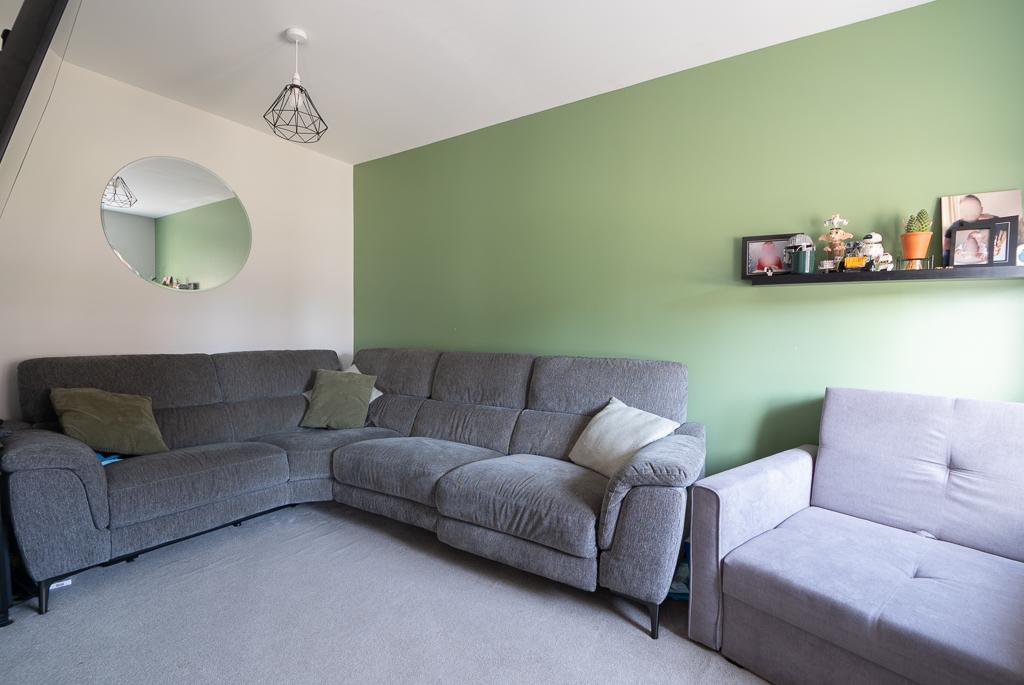 Lounge/Snug or downstairs bedroom