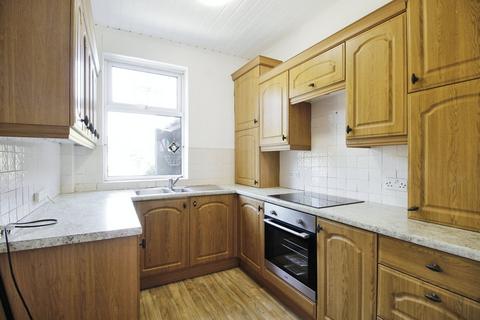2 bedroom terraced house to rent, Deepdale Road, Rotherham, South Yorkshire, S61