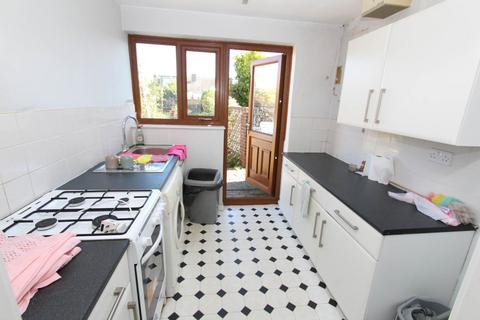 3 bedroom semi-detached house for sale, Alderleys, Thundersley