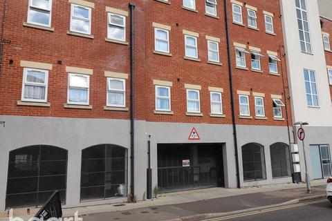 undefined, Old Bedford Road, Luton