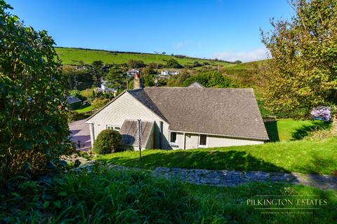 2 bedroom detached bungalow for sale, Kingsand, Cornwall PL10