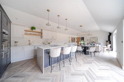 undefined, The Old Stables, Old Wattlehurst Farm, Dorking Road, Kingsfold, Horsham, RH12