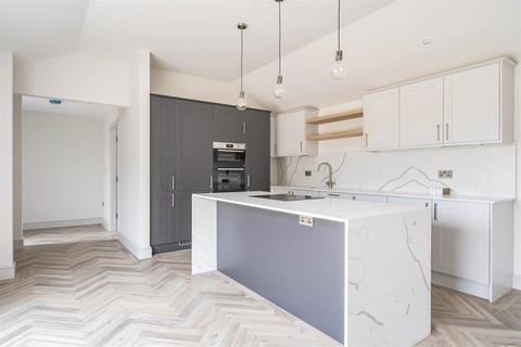 undefined, The Old Stables, Old Wattlehurst Farm, Dorking Road, Kingsfold, Horsham, RH12