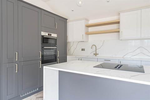 undefined, The Old Stables, Old Wattlehurst Farm, Dorking Road, Kingsfold, Horsham, RH12