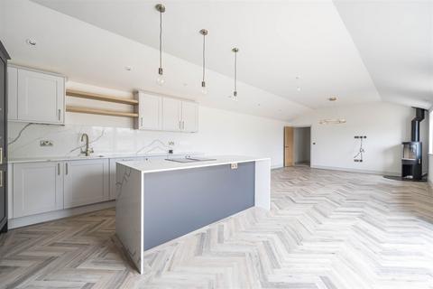 undefined, The Old Stables, Old Wattlehurst Farm, Dorking Road, Kingsfold, Horsham, RH12