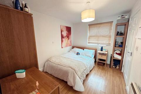 undefined, Jeune Street St Clements