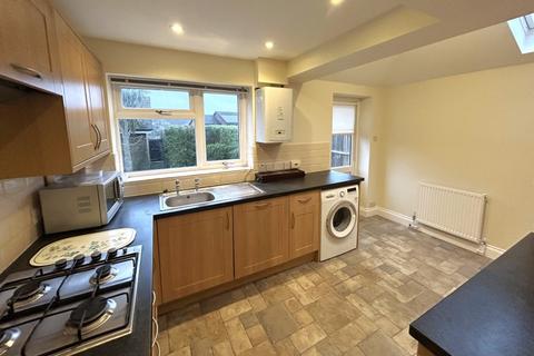 3 bedroom terraced house to rent, Guildford GU4