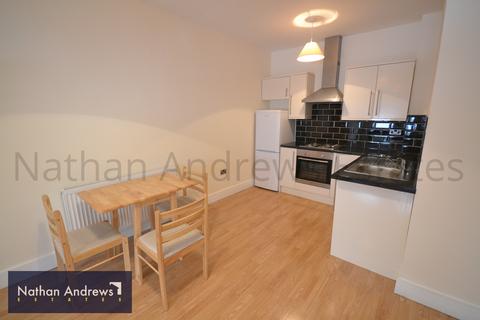 1 bedroom flat to rent, Queens Crescent, London NW5