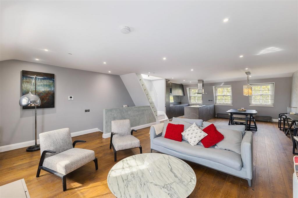 98935 Flat 8 13 Cromwell Road(9).jpg