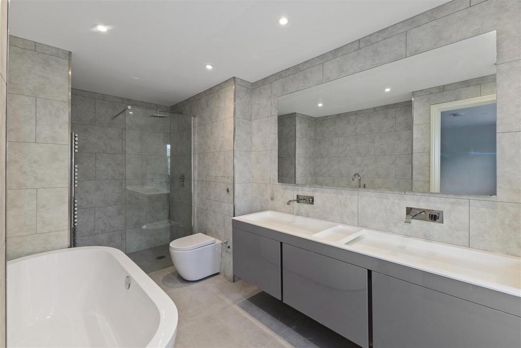 98935 Flat 8 13 Cromwell Road(20).jpg