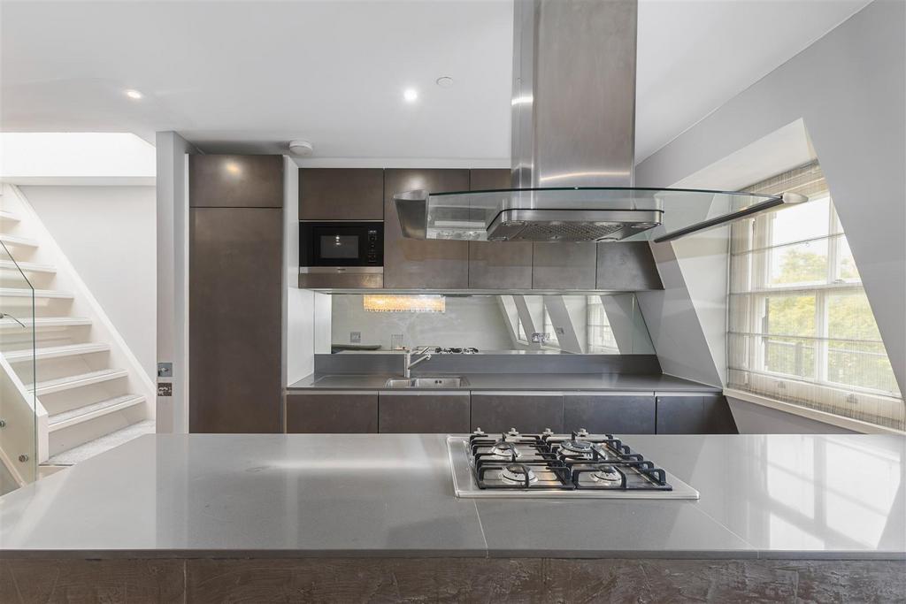 98935 Flat 8 13 Cromwell Road(14).jpg