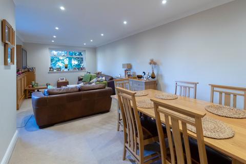undefined, Glendale Avenue, Edgware, HA8