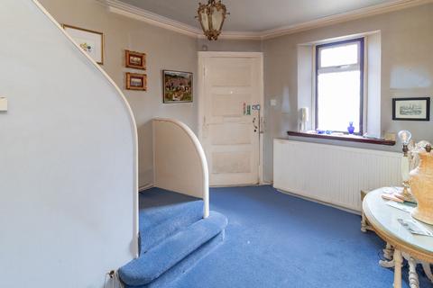 3 bedroom detached house for sale, Francklyn Gardens, Edgware, HA8