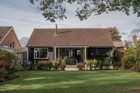 3 bedroom bungalow for sale, Crockford Drive, Sutton Coldfield, West Midlands